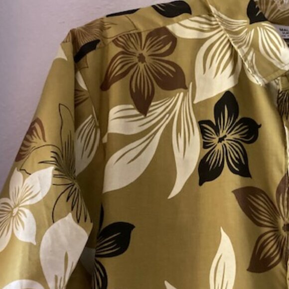 MALIHINI HAWAII Men's Aloha Resort Wear Stephanotis Pua's Flower Button NICE  L - Picture 8 of 14
